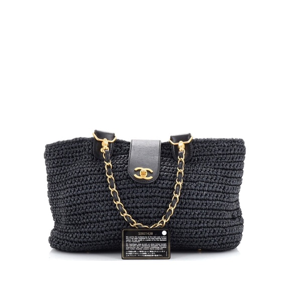 Chanel raffia tote - Picture 2 of 12